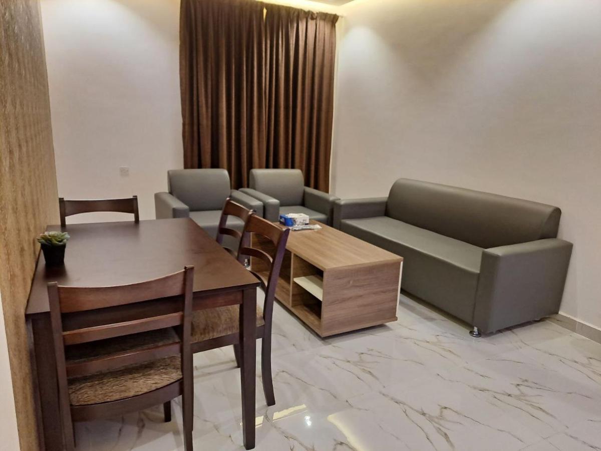 Golden Dahlia Fintas Apart otel Kuveyt Dış mekan fotoğraf