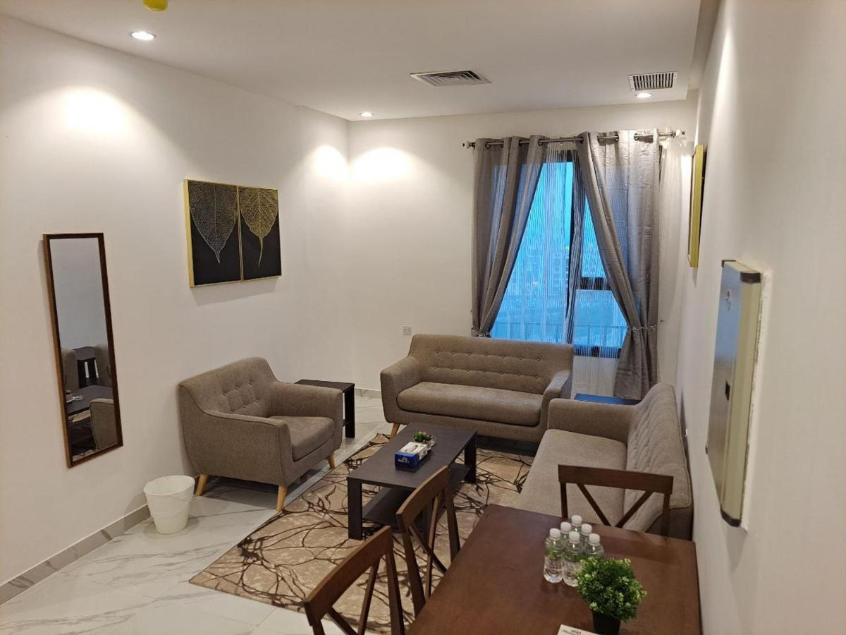 Golden Dahlia Fintas Apart otel Kuveyt Dış mekan fotoğraf