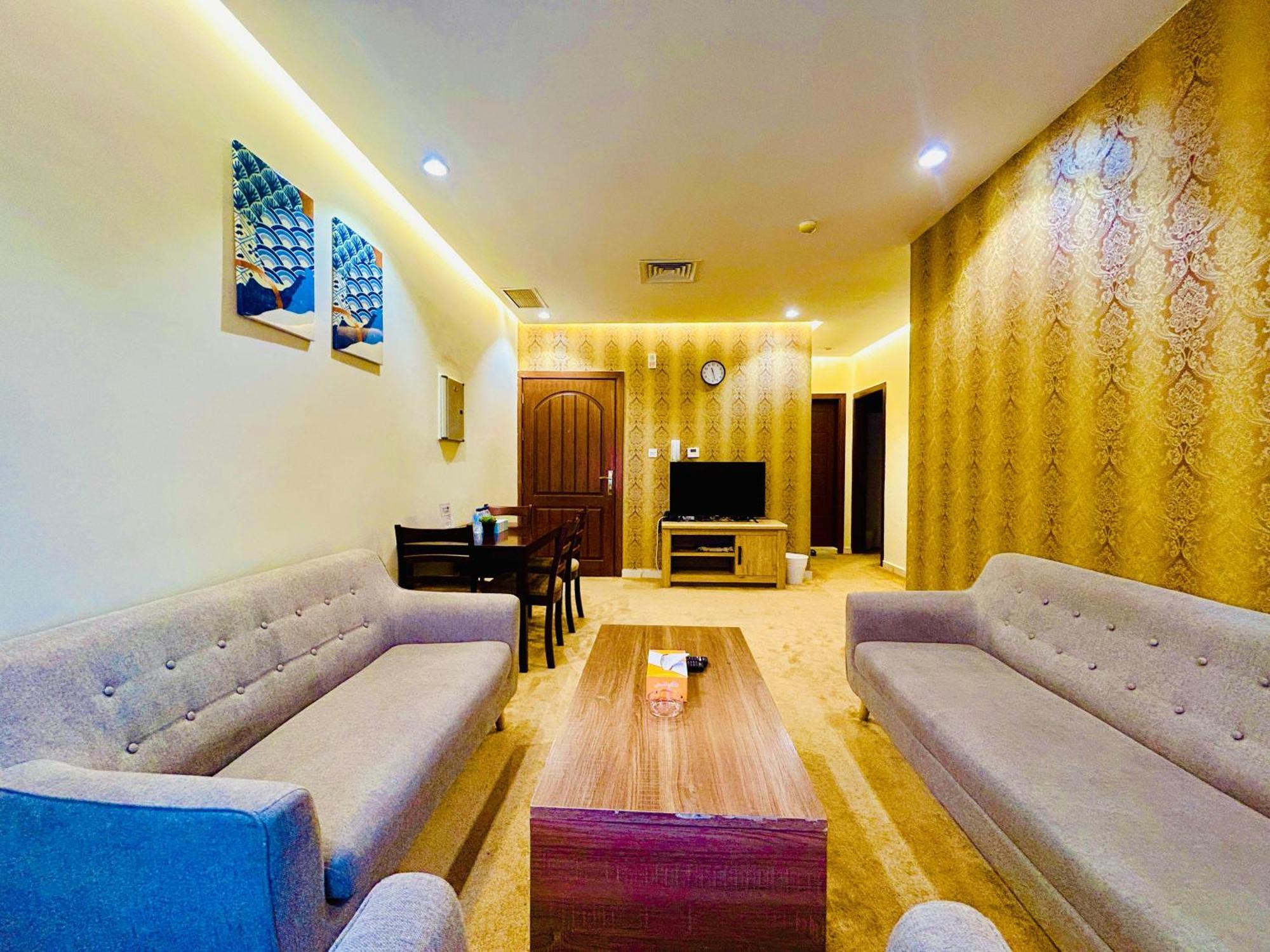 Golden Dahlia Fintas Apart otel Kuveyt Dış mekan fotoğraf