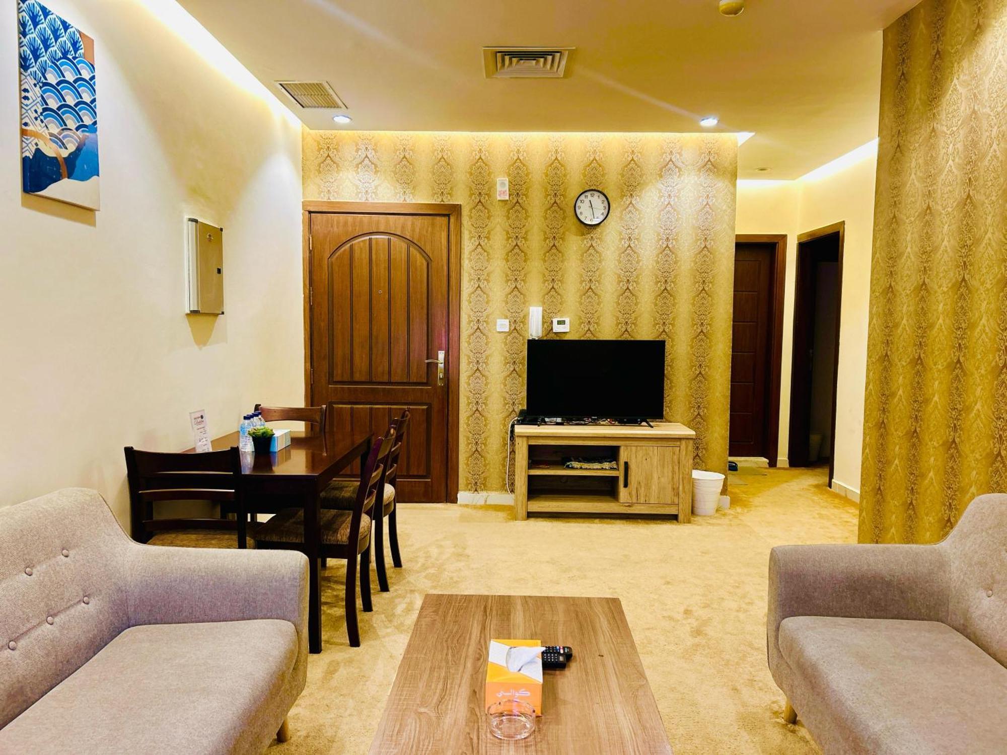 Golden Dahlia Fintas Apart otel Kuveyt Dış mekan fotoğraf