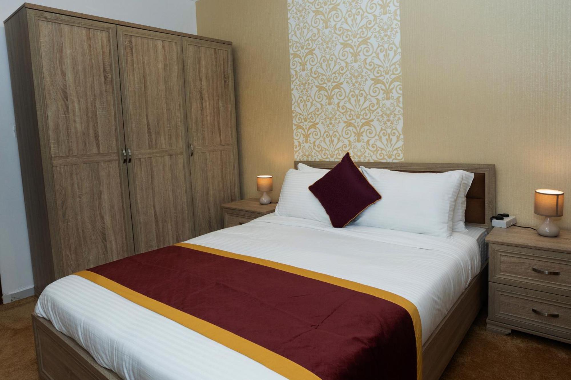 Golden Dahlia Fintas Apart otel Kuveyt Dış mekan fotoğraf